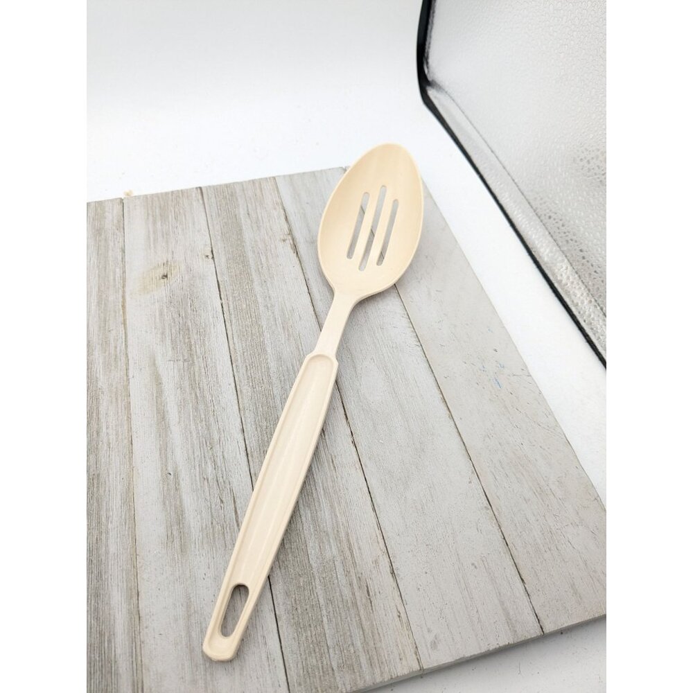 Ekco Slotted Serving Spoon #1 Almond Nylon Plastic 11" Vintage